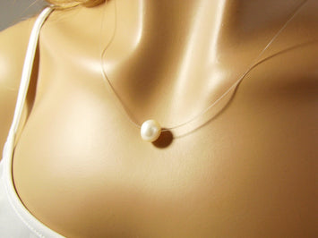 Pearl pendant Necklace. Floating Illusion pearl necklace 